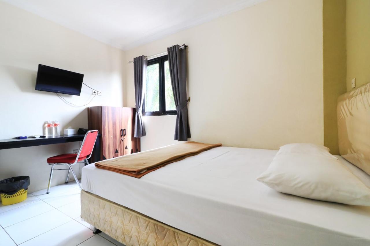 Ams Hotel Koja Jakarta Buitenkant foto